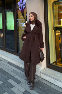 Kürk Detay Kaban Acı Kahve