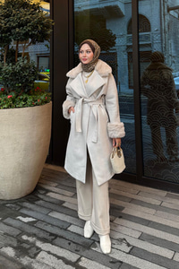 Kürk Detay Kaban Krem