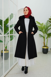 Kürk Yaka Kaban Siyah