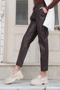 Kuş Gözlü Deri Pantolon Acı Kahve