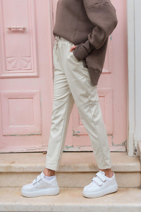 Kuş Gözlü Deri Pantolon Ekru