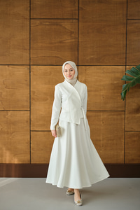 Kuş Gözü Kemerli Scuba Elbise Beyaz