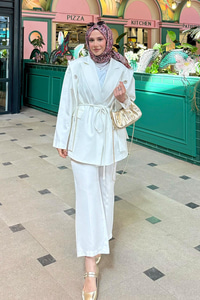 Kuş Gözü Kruvaze Yaka Blazer Ceket  Beyaz