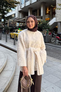 Kuşak Detaylı Hırka Krem