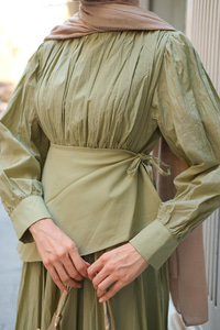 Kuşaklı Kraş Elbise Küf Yeşil