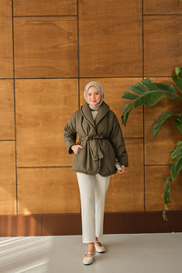 Kuşaklı Şişme Mont Haki Yeşil