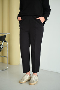 Lastik Detay Kemerli Kumaş Pantolon Siyah