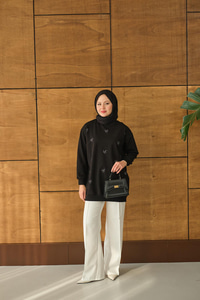 LCC Taş Detay Bisiket Yaka Sweat Siyah