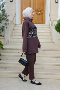 Leopar Desenli Takım Kahverengi