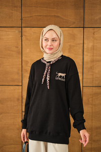 Leopar Fular Detay Sweat Siyah
