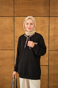 Leopar Fular Detay Sweat Siyah