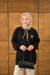 Leopar Fular Detay Sweat Siyah