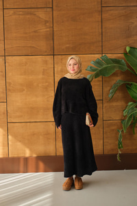 Lotus Etekli Takım Siyah