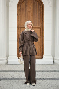 Mendil Yaka Bel Bağlamalı Takım Kahverengi