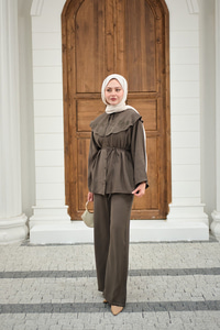 Mendil Yaka Nakış Çiçek Detay Takım Haki Yeşil