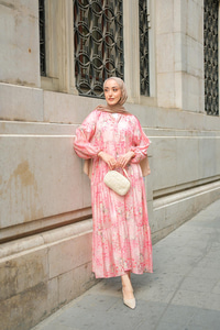 Mercan Desenli Elbise Fuşya