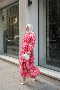 Mirami Desenli Jakar Elbise Kırmızı