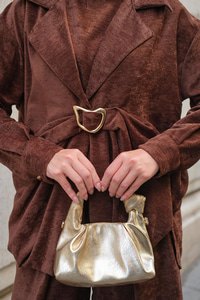 Musleya Önü Pile Detay Süet Takım Kahverengi