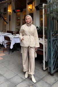 Nakış Desenli Bel Bağlamalı Ceket Krem