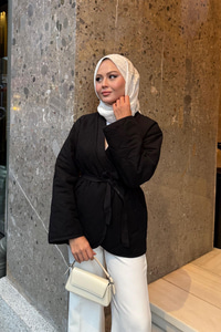 Nakış Desenli Bel Bağlamalı Ceket Siyah