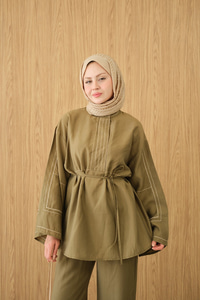 Nakış Detay Bel Bağlamalı Takım Haki Yeşil