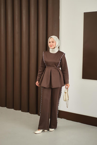 Nakış Detay Takım Kahverengi