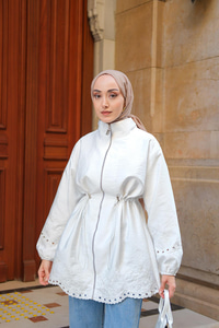 Nakış Detaylı Ceket Ekru