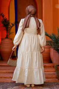 Nakış Detaylı Jakar Elbise Krem