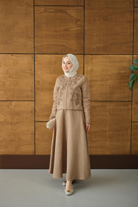 Nakışlı Nubuk Detay Takım Vizon