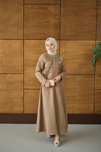 Nakışlı Nubuk Detay Takım Vizon