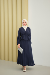 Nervür Detaylı Kendinden Desenli Etekli Takım Lacivert