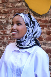 Uygun Fiyatlı OKYANUS DESENLI PILISELI ESARP | Loccomoda.com 