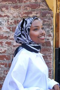 Uygun Fiyatlı OKYANUS DESENLI PILISELI ESARP | Loccomoda.com 