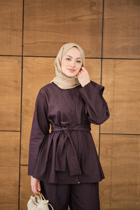 Omuz Büzgü Detaylı Fermuarlı Bel Bağlamalı Takım Mor