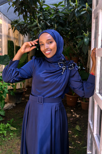 Uygun Fiyatlı OMUZ CICEKLI KEMERLI ABIYE | Loccomoda.com 