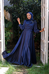 Uygun Fiyatlı OMUZ CICEKLI KEMERLI ABIYE | Loccomoda.com 