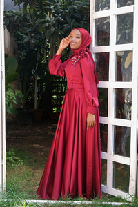 Uygun Fiyatlı OMUZ CICEKLI KEMERLI ABIYE | Loccomoda.com 