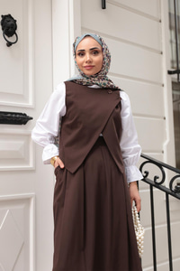 Omuz Düğme Detaylı Takım Kahverengi