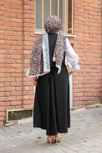 Omuz Düğme Detaylı Takım Siyah