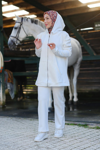 Omuz Fırfır Detay İkili Takım Beyaz