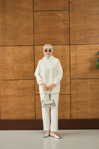 Omuz Taş Detay Kapüşonlu Takım Beyaz