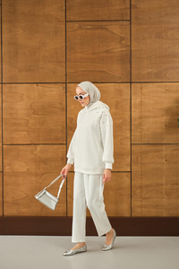 Omuz Taş Detay Kapüşonlu Takım Beyaz