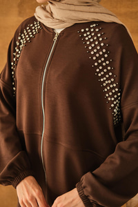 Omuz Taş Detay Takım Kahverengi