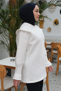 Omuz Vatkalı Oversize Sweat Beyaz