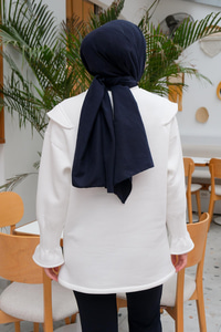 Omuz Vatkalı Oversize Sweat Beyaz