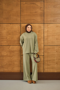 Omuz Vatkalı Takım Yeşil