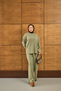 Omuz Vatkalı Takım Yeşil