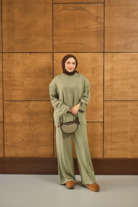 Omuz Vatkalı Takım Yeşil