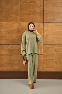 Omuz Vatkalı Takım Yeşil