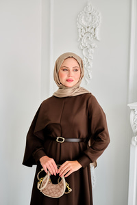 Omuzdan Şallı Scuba Elbise Kahve